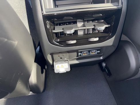 New 2026 Jeep Grand Cherokee Laredo X image 33