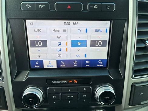 Used 2020 Ford F150 Lariat w/ Equipment Group 502A Luxury AWD/4WD image 8