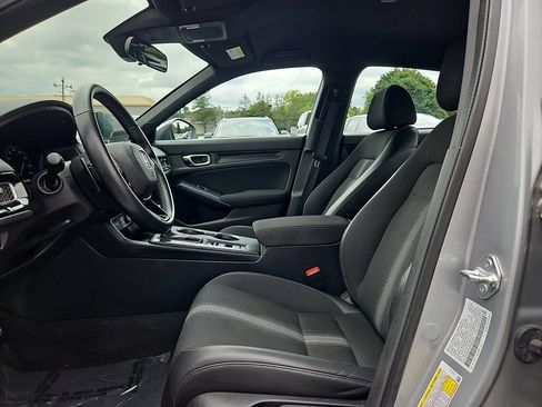 Used 2023 Honda Civic Sport image 14