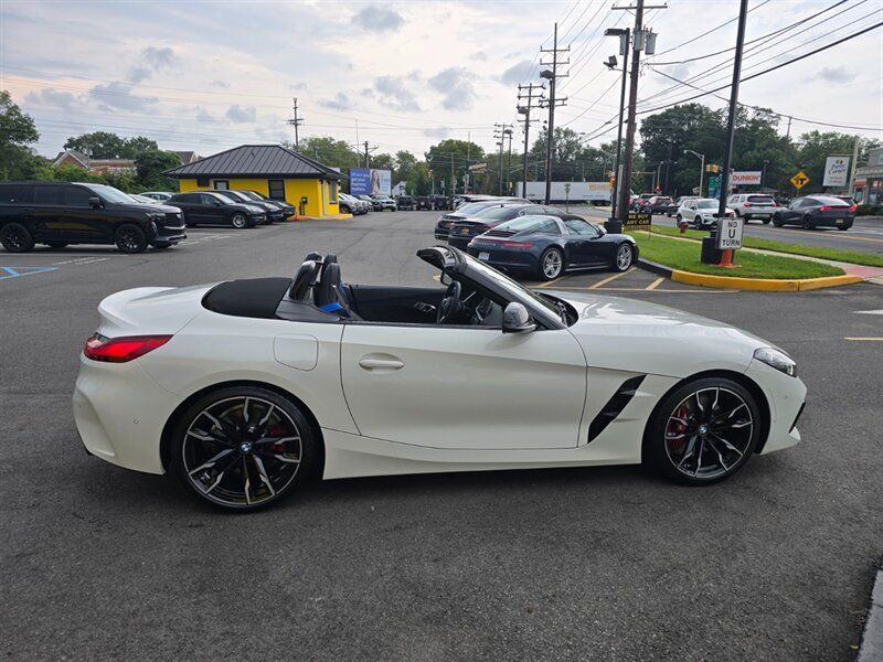 Used 2025 BMW Z4 M40i w/ Edition RWD image 10