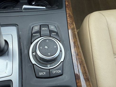 Used 2011 BMW X5 xDrive35i image 40