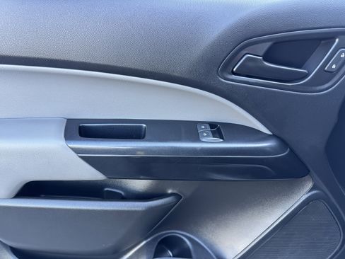 Used 2020 Chevrolet Colorado W/T w/ WT Convenience Package image 10