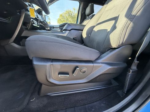 Used 2016 Ford F150 XLT w/ Equipment Group 302A Luxury AWD/4WD image 15