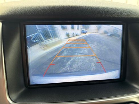Used 2017 Chevrolet Suburban LT AWD/4WD image 22