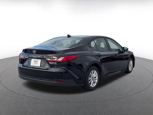 Used 2025 Toyota Camry LE image 15