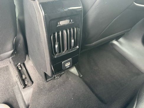 Used 2024 Jeep Compass Limited image 7