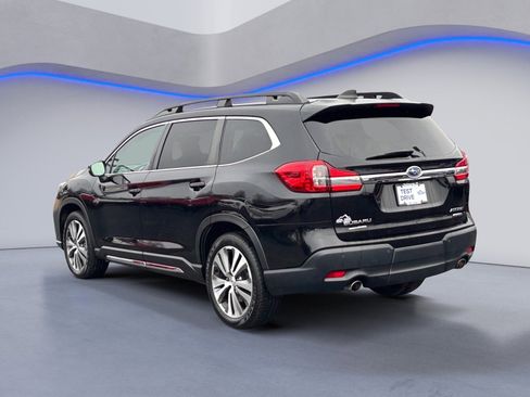 Used 2022 Subaru Ascent Limited image 10