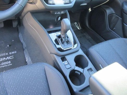 Used 2025 Subaru Forester Premium image 16