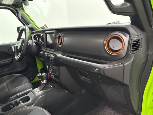 Used 2021 Jeep Gladiator Mojave image 15