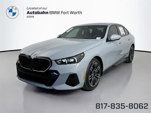 Certified 2025 BMW 530i w/ M Sport Package image 1