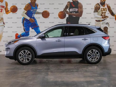 Used 2022 Ford Escape SEL w/ Technology Package image 18