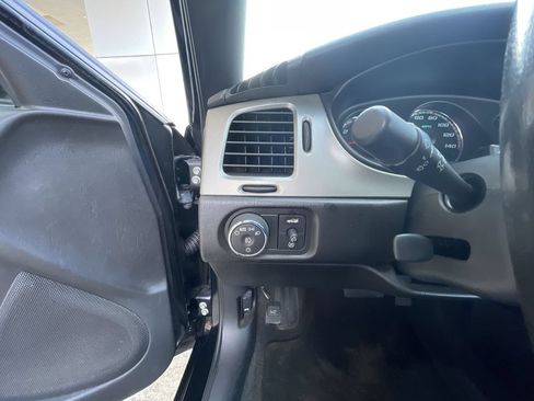 Used 2006 Chevrolet Monte Carlo SS w/ Convenience Package FWD image 16