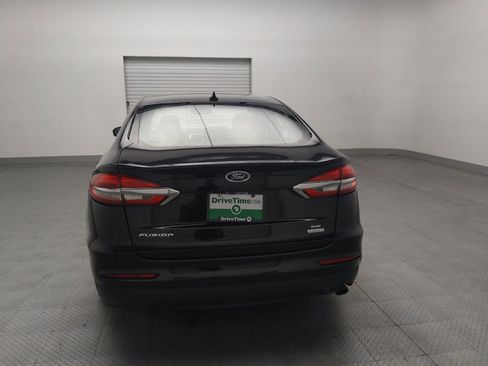 Used 2020 Ford Fusion SE FWD image 6