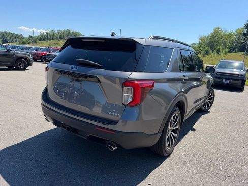 Used 2023 Ford Explorer ST-Line w/ Class IV Trailer Tow Package AWD/4WD image 3