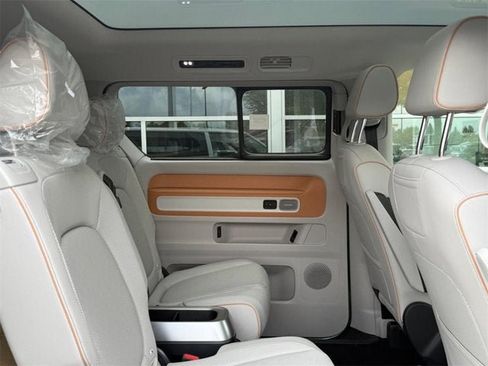 New 2025 Volkswagen ID. Buzz Pro S Plus image 5