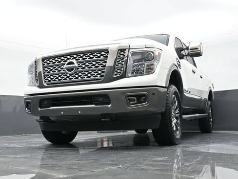 Used 2019 Nissan Titan Platinum Reserve w/ Platinum Utility Package AWD/4WD image 50