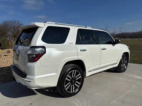 Used 2014 Toyota 4Runner Limited image 4