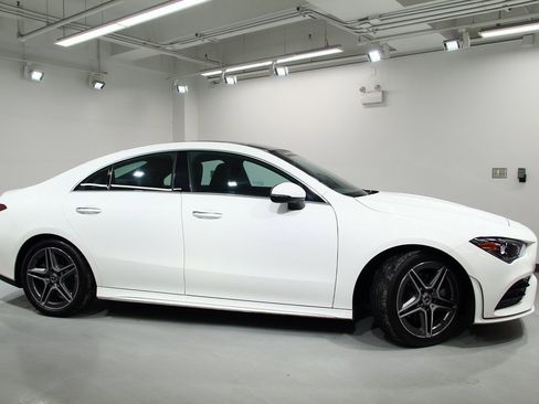 Used 2023 Mercedes-Benz CLA 250 4MATIC image 9