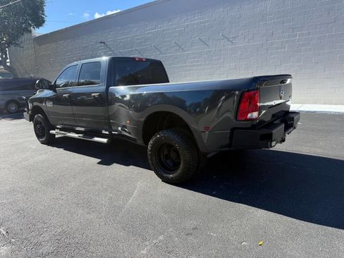 Used 2017 RAM 3500 Tradesman w/ Chrome Appearance Group image 36