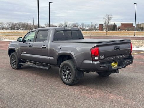 Used 2021 Toyota Tacoma TRD Sport image 6