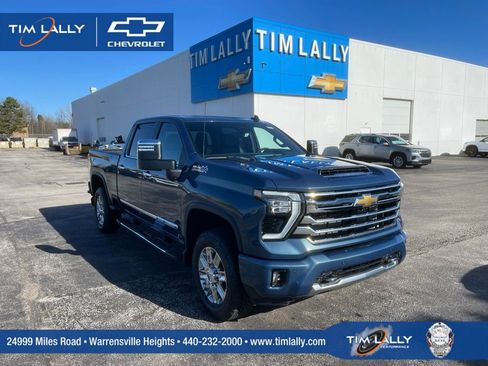 New 2026 Chevrolet Silverado 3500 High Country w/ High Country Premium Package AWD/4WD image 1
