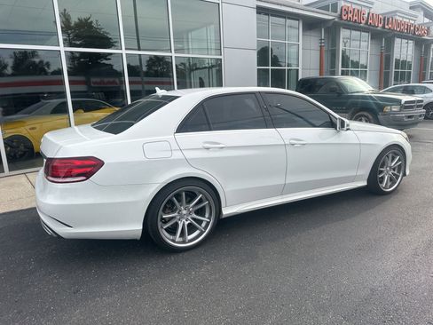 Used 2014 Mercedes-Benz E 350 Sedan image 3