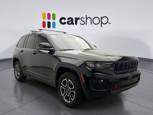 Used 2022 Jeep Grand Cherokee Trailhawk image 7
