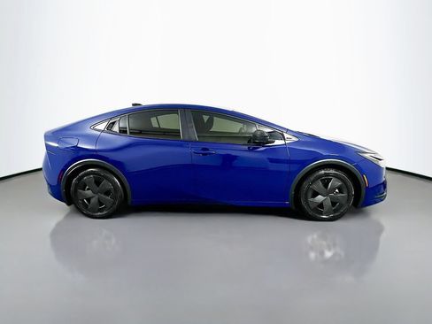 Certified 2026 Toyota Prius Plug-In Hybrid FWD image 4
