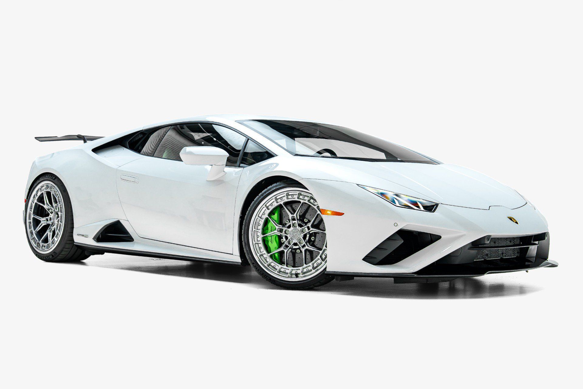 Used 2021 Lamborghini Huracan EVO RWD image 18
