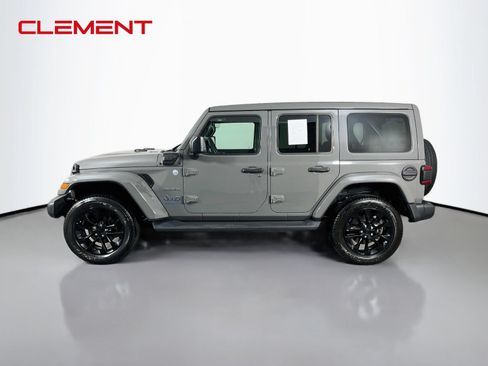 Used 2023 Jeep Wrangler Unlimited Sahara w/ Cold Weather Group AWD/4WD image 4