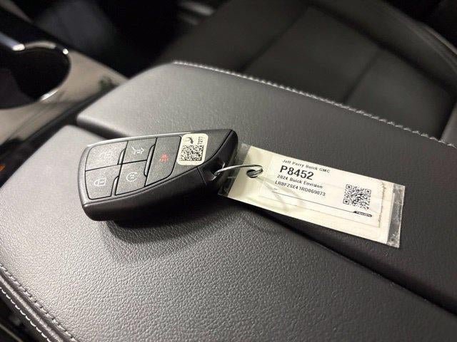 Used 2024 Buick Envision Avenir AWD/4WD image 30