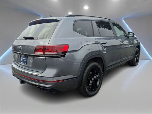 Certified 2023 Volkswagen Atlas SEL R-Line AWD/4WD image 6