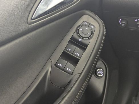 Used 2024 Buick Encore GX Sport Touring w/ Experience Buick Package FWD image 15