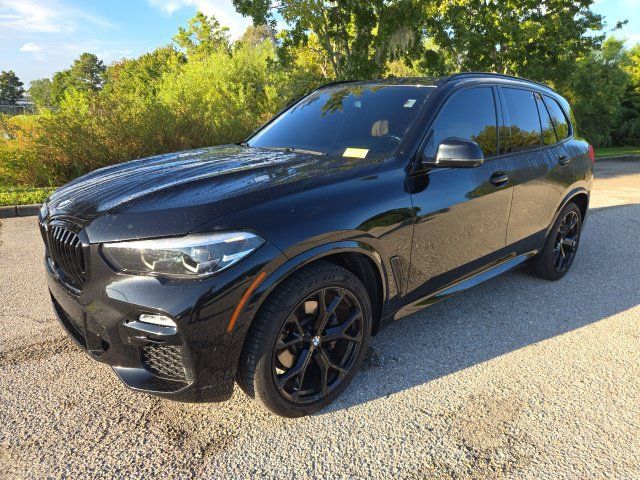 Used 2020 BMW X5 sDrive40i w/ M Sport Package RWD image 1