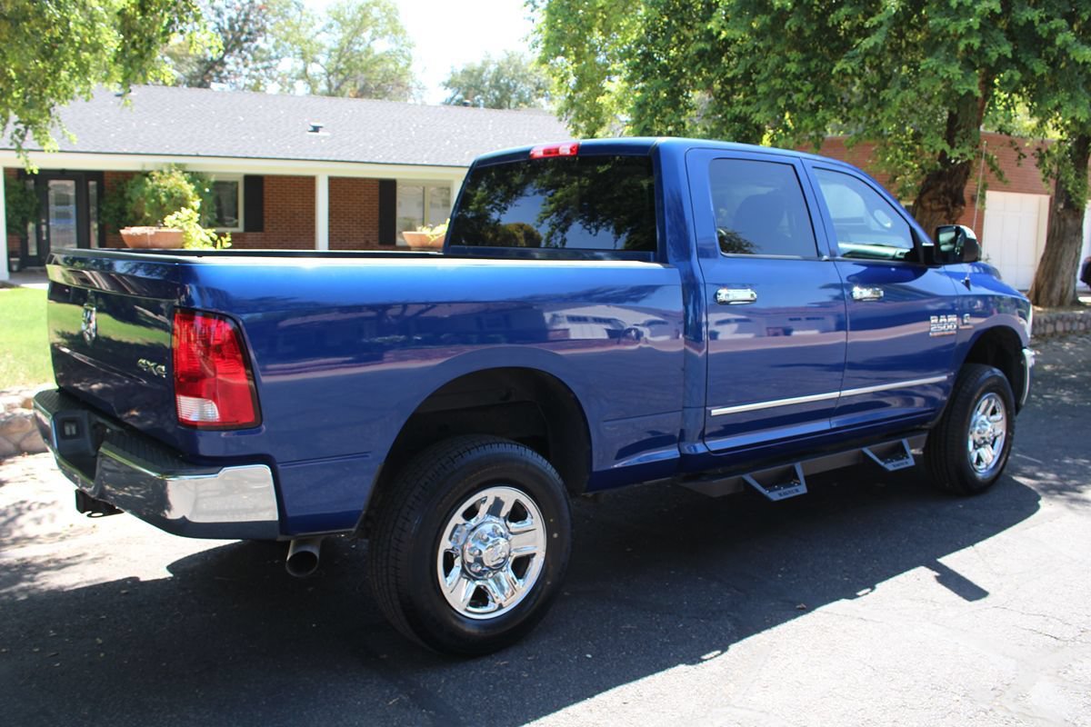 Used 2016 RAM 2500 Tradesman w/ Chrome Appearance Group AWD/4WD image 6