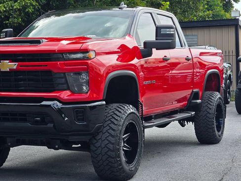 Used 2024 Chevrolet Silverado 2500 Custom w/ Custom Convenience Package AWD/4WD image 3
