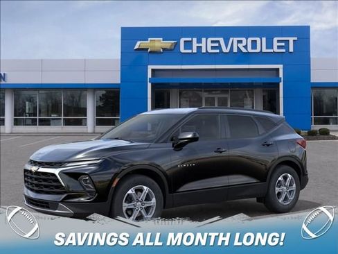 New 2026 Chevrolet Blazer LT w/ Convenience Package FWD image 2