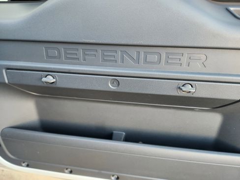 Used 2023 Land Rover Defender 130 First Edition image 36