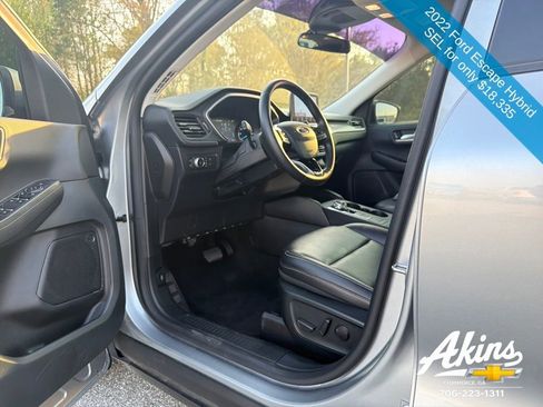 Used 2022 Ford Escape SEL FWD image 13