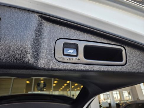 Certified 2020 Honda CR-V EX-L image 11