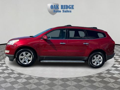 Used 2012 Chevrolet Traverse LT image 8