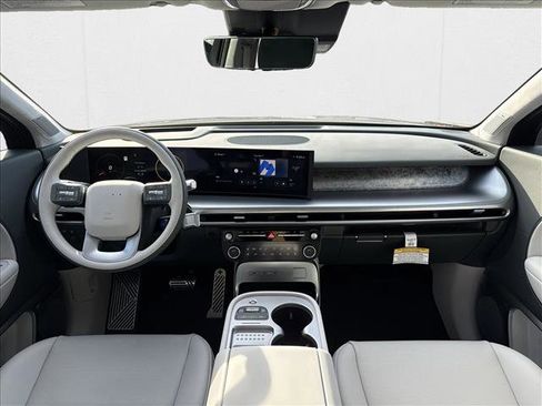 New 2026 Hyundai Ioniq 9 Calligraphy image 15