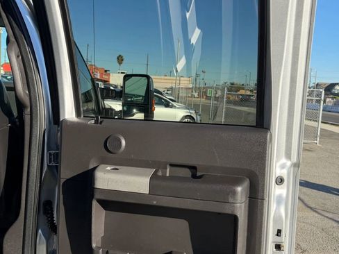 Used 2015 Ford F250 Lariat w/ Lariat Ultimate Package image 28