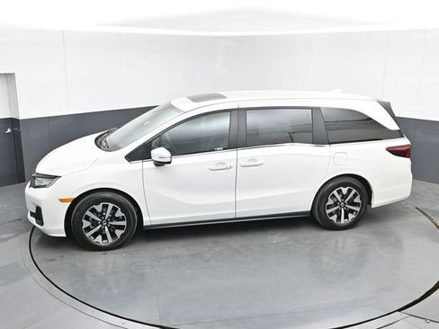 New 2026 Honda Odyssey EX-L image 40