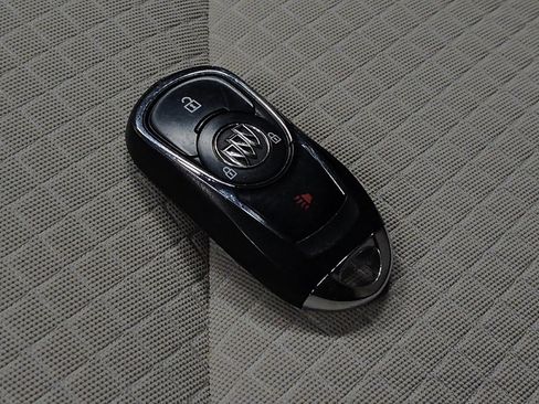 Used 2019 Buick Encore Preferred w/ Safety Package image 32