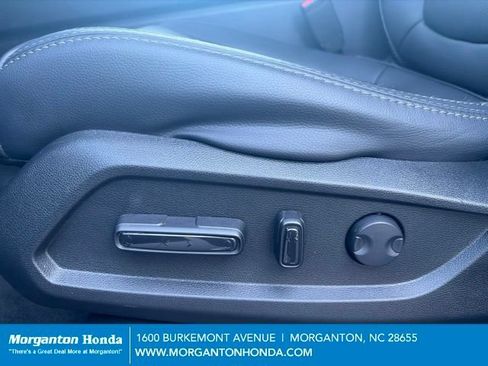 Used 2025 Honda Pilot Touring image 20