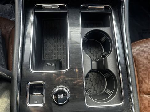 Certified 2023 Lincoln Aviator Reserve w/ Equipment Group 201A image 25