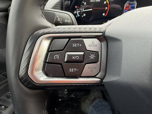 Used 2025 Ford Mustang Premium image 60