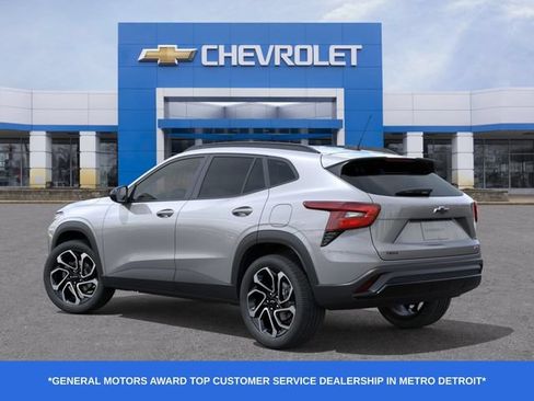 New 2026 Chevrolet Trax RS w/ Sunroof Package FWD image 4