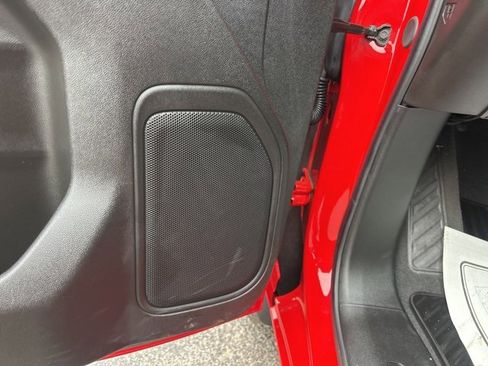 Used 2025 Chevrolet Silverado 2500 Custom w/ Custom Value Package image 14